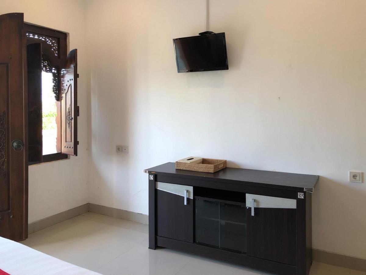 Reddoorz Plus Near Dreamland Beach Jimbaran Exterior foto