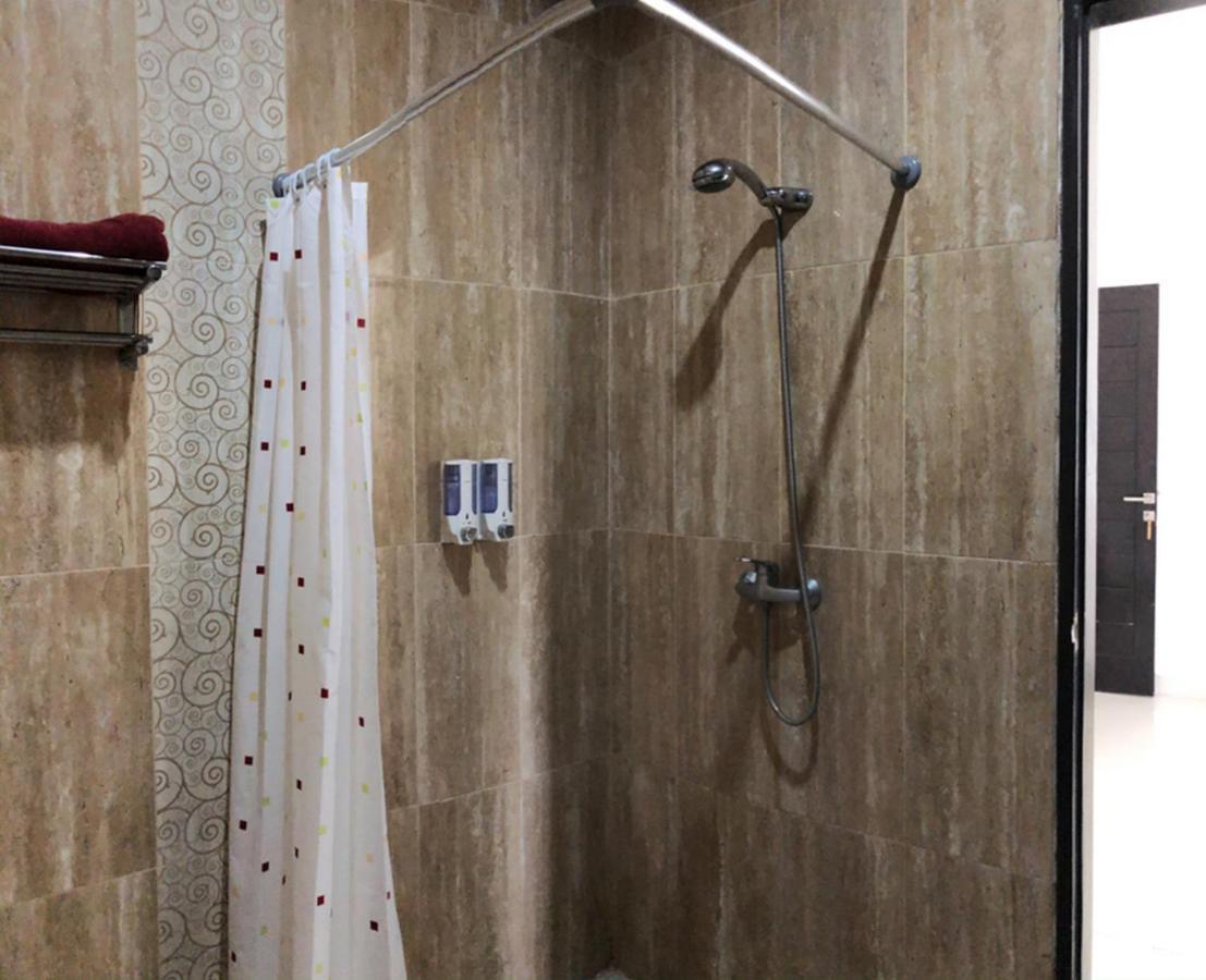 Reddoorz Plus Near Dreamland Beach Jimbaran Exterior foto