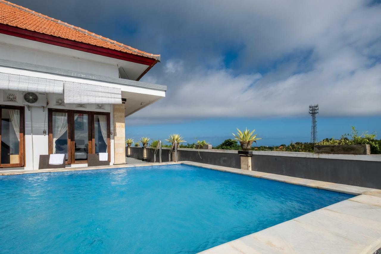 Reddoorz Plus Near Dreamland Beach Jimbaran Exterior foto