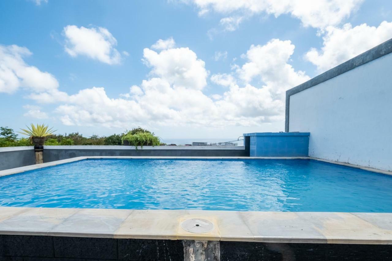 Reddoorz Plus Near Dreamland Beach Jimbaran Exterior foto